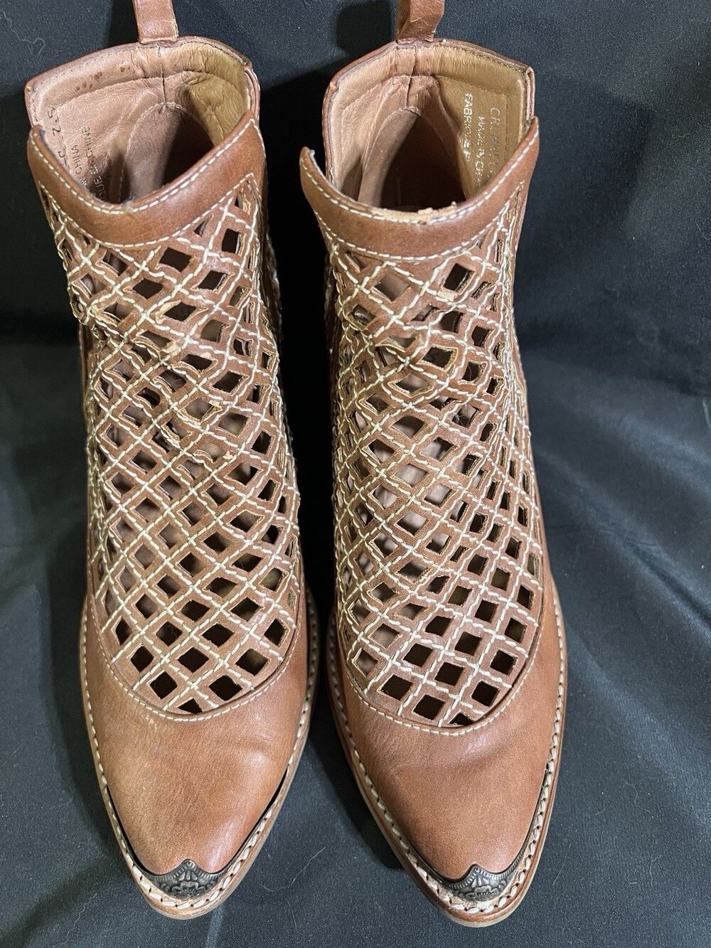 Jeffrey Campbell Cromwell Booties Tan Metal Toe Western Sz 7.5 M